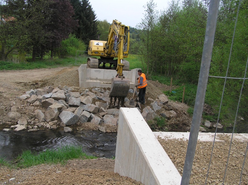 Datei:BrueckeA bau 20060509 002.jpg