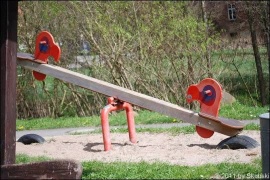 Spielplatz dorfplatz 02.jpg